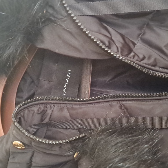 Tahari fitted Puffer - Picture 4 of 8